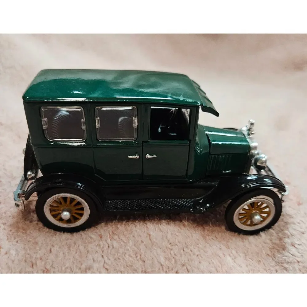 National Motor Museum Mint 1926 Ford Fordor Die-Cast Sedan